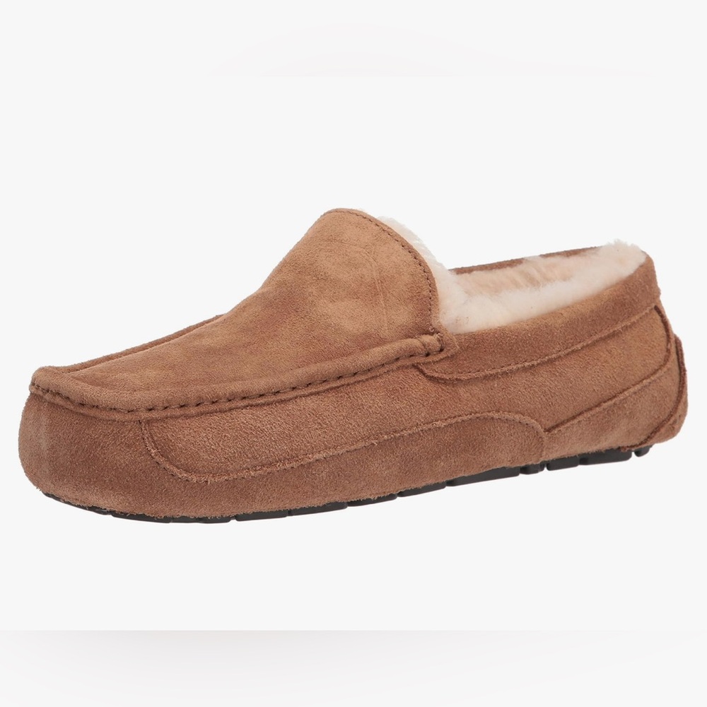 Cozy Brown Suede Moccasin Slippers Never Worn. Mens size 9. With Original Box - Picture 1 of 6